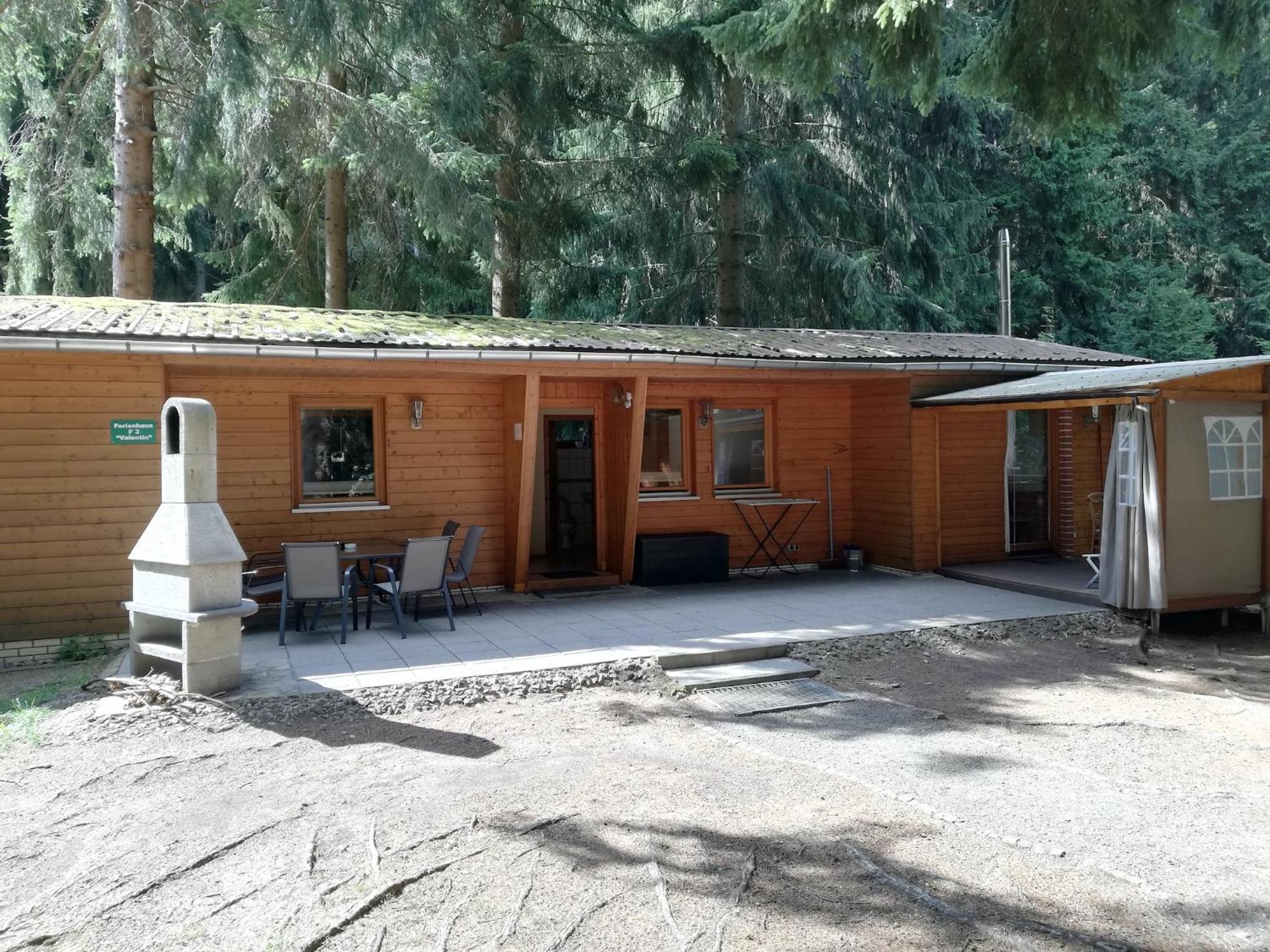 Cosy Apartment With Covered Porch Finsterbergen Екстер'єр фото